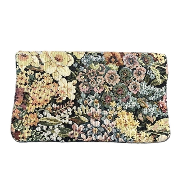 EVC Vintage Tapestry Bow Floral Clutch/ Shoulder Bag Pristine condition! - Picture 13 of 13